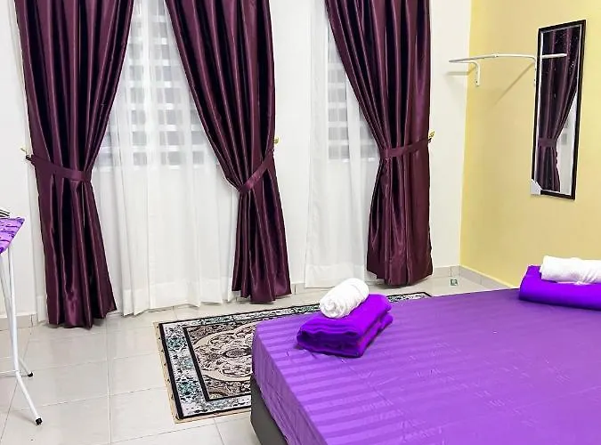 Raina Muslim Friendly Homestay Perlis